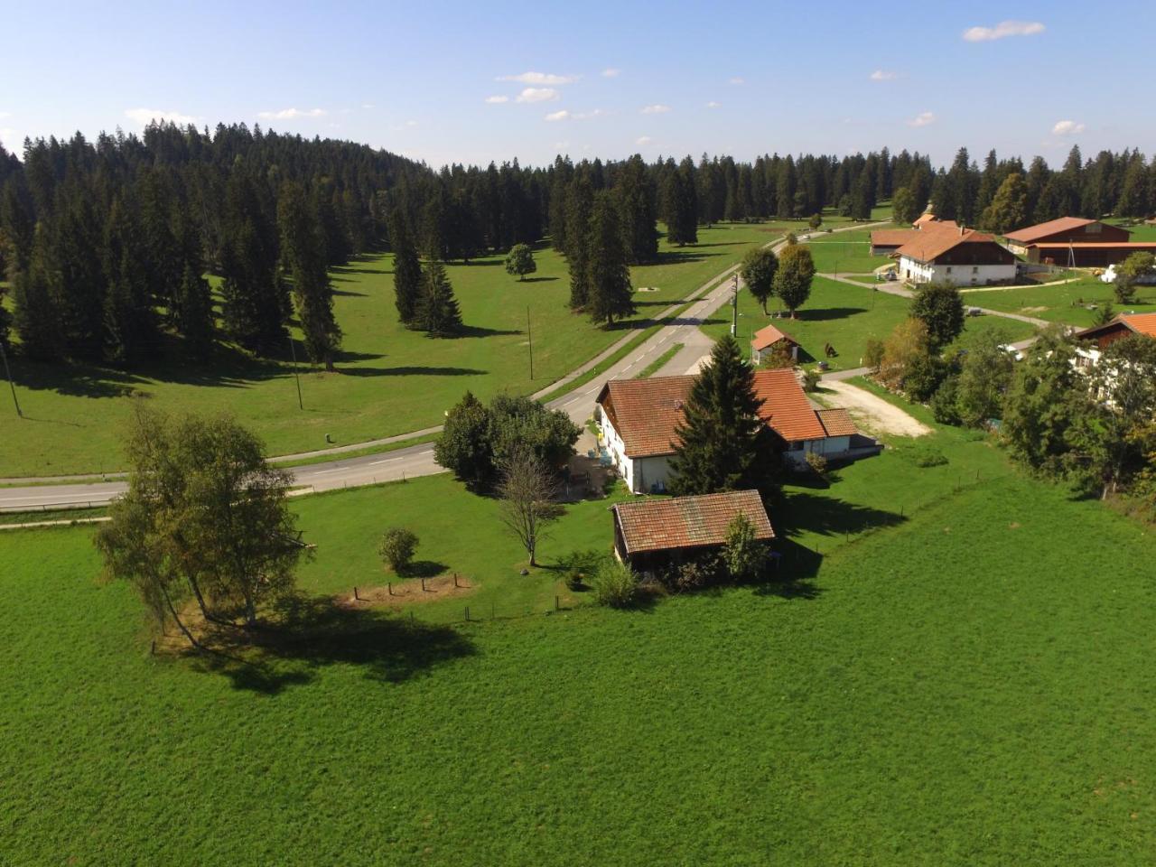 Auberge De La Couronne แซนเญอเลชิเยร์ ภายนอก รูปภาพ
