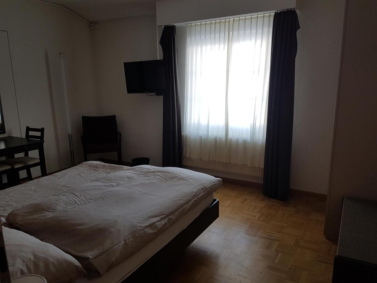 Auberge De La Couronne แซนเญอเลชิเยร์ ภายนอก รูปภาพ